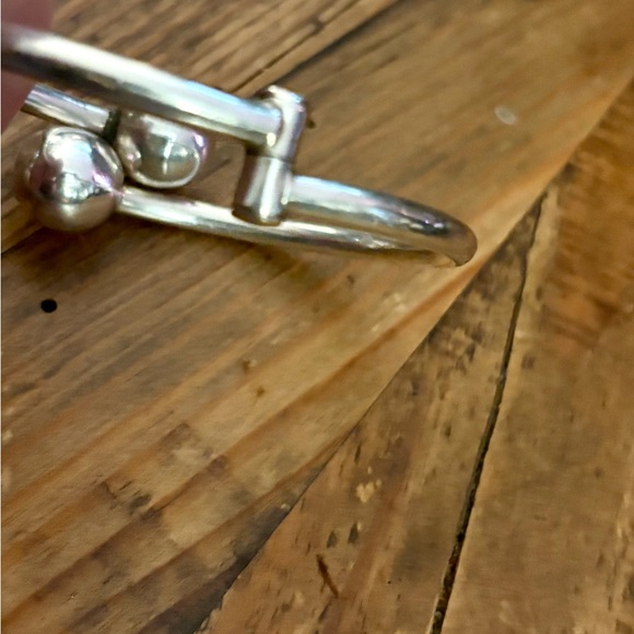 Vintage Taxco Sterling Silver hinged orb bangle bracelet Mexico - Picture 4 of 7